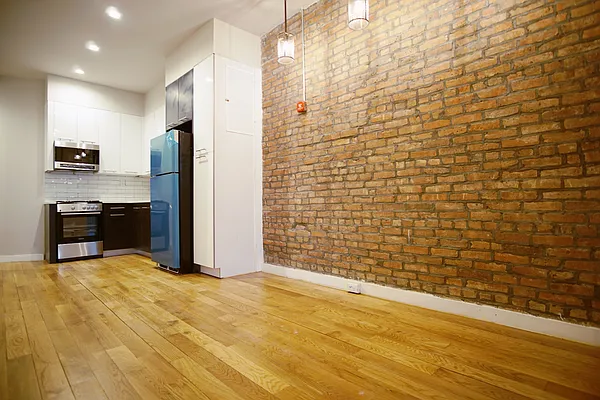 Rented by Lofts and Flats LLC | media 1