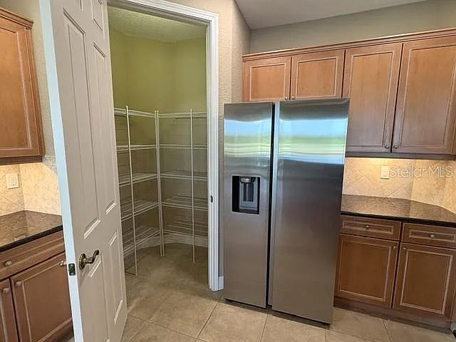 1425 Emerald Dunes Dr #17 — Photo 28