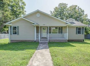 705 Walker Dr, Shelby, NC 28152