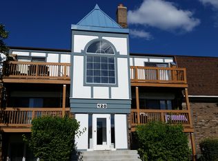 120 S La Londe Ave APT 2E, Addison, IL 60101