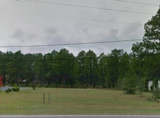 320 N Walnut St, Pinebluff, NC 28373