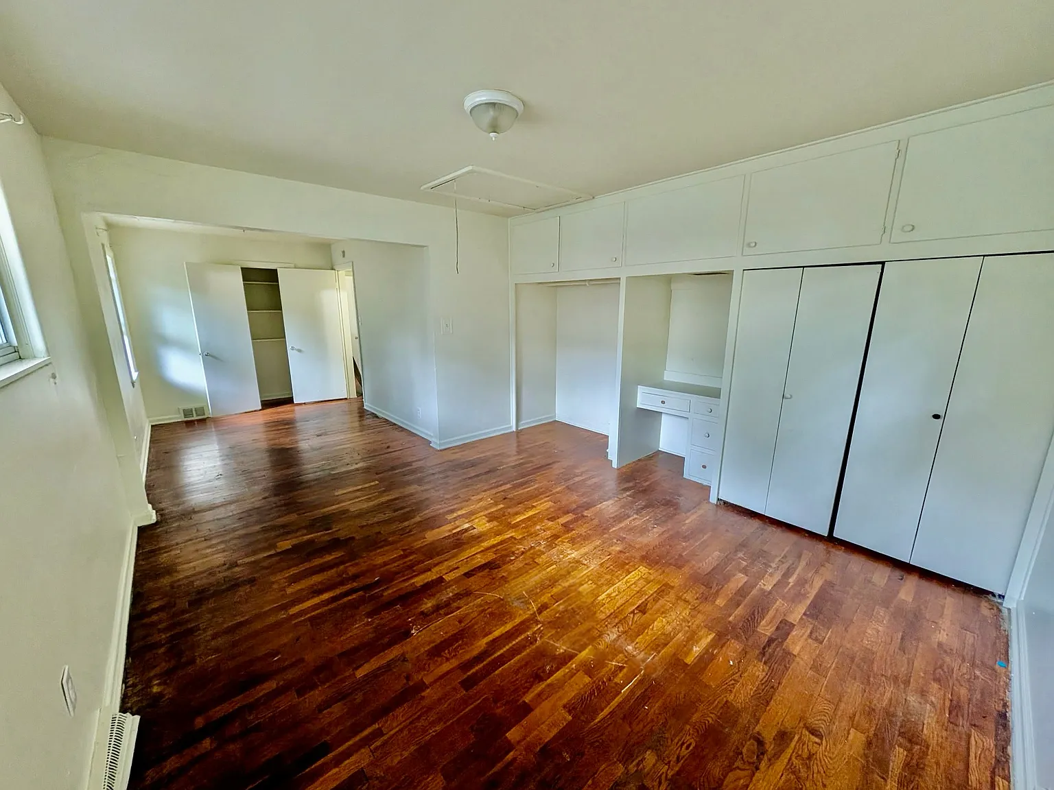 1161 Forrest Hill - 1161 — Photo 4