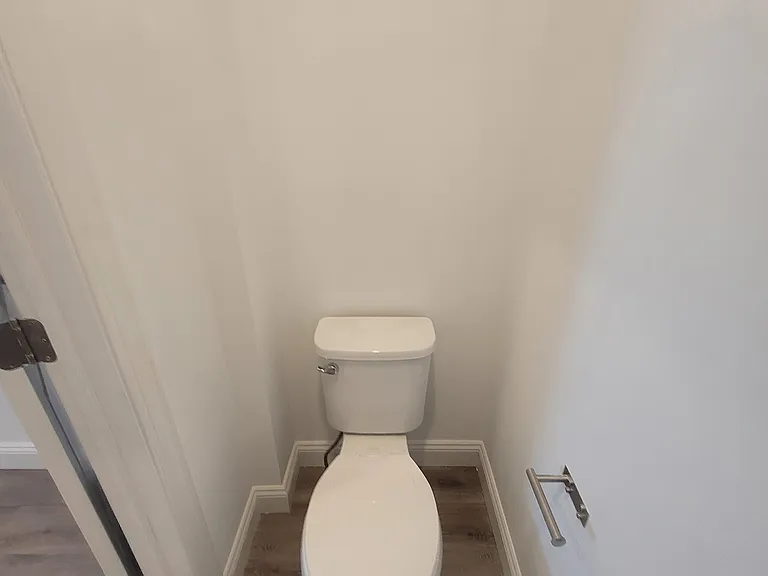 37 Main St #7 — Photo 15