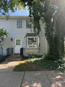 104 Franklin Ct, Flemington, NJ, 08822