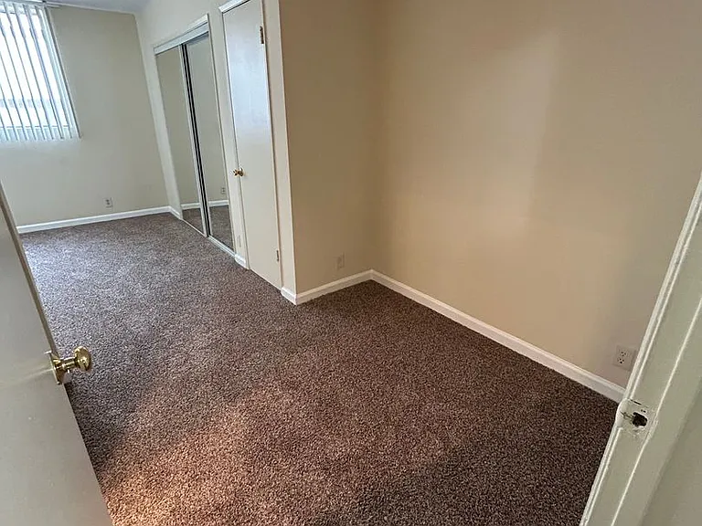 18550 Prairie St. — Photo 22