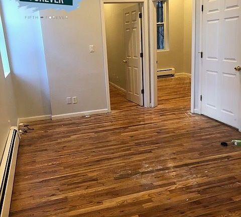 3rd image of 1691 Sterling Pl APT 1L