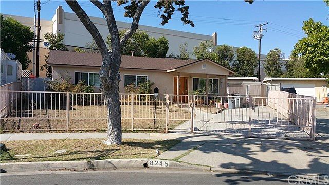 1st image of 8245 Maple Dr
