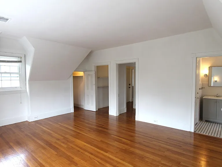 6333 Greene St — Photo 18