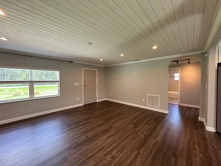 10430 Lithia Pinecrest Rd — Photo 15