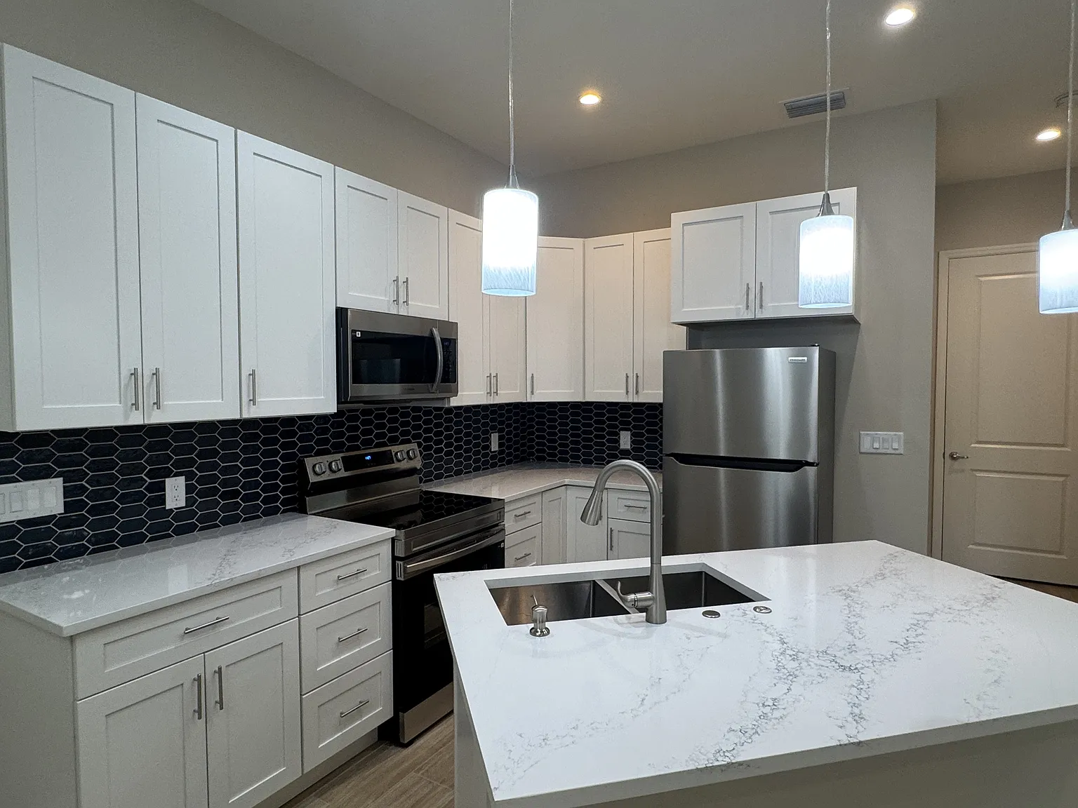 26514 Explorer Road - 1 — Photo 3