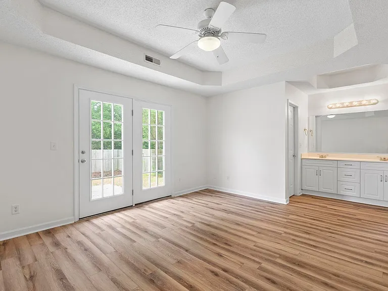 506 Cedar Ave — Photo 15