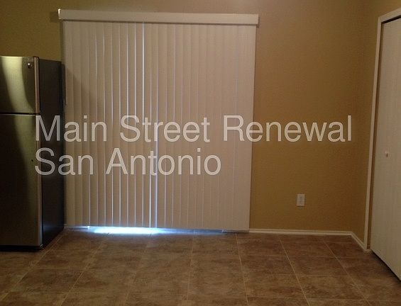 4th image of 2115 Clear Ave
