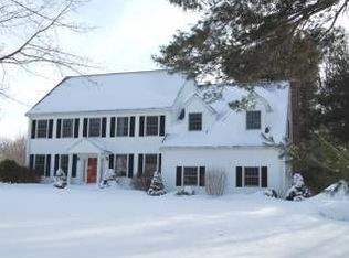 3 Flintlock Dr, Bedford, MA 01730