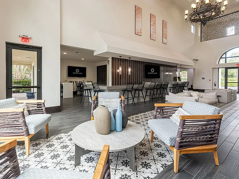 Cortland Portofino Place — Photo 33