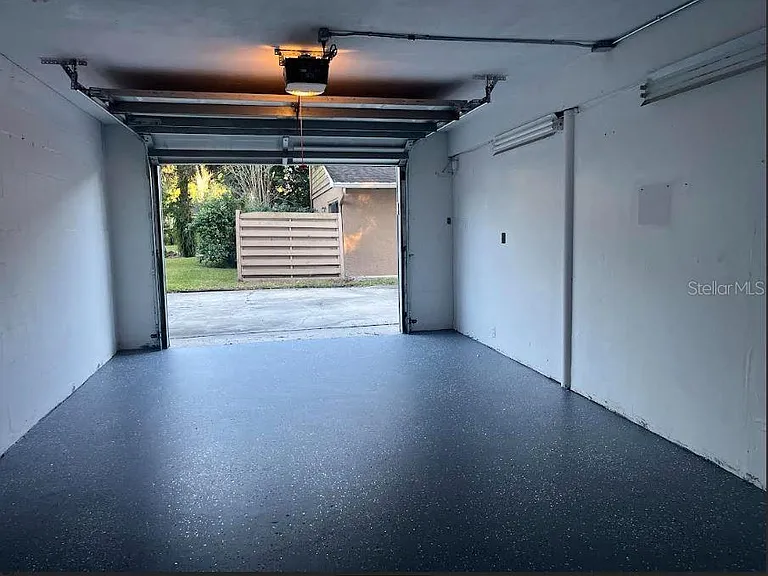 1315 E Central Blvd — Photo 7