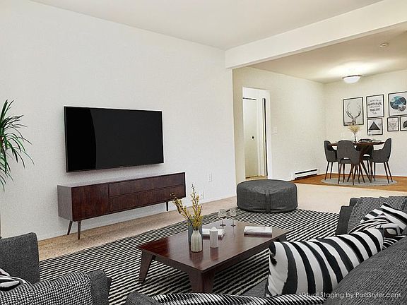 3rd image of 501 E Irving Ave #5-202