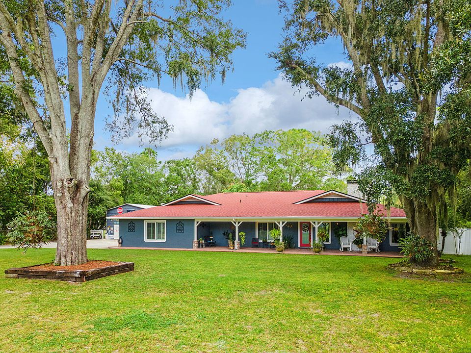 1st image of 1950 Foxhollow Drive E