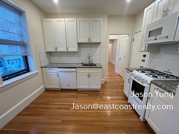 2nd image of 21 Royce Rd #24-7