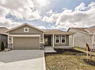 20915 W 190th Ter, Spring Hill, KS 66083