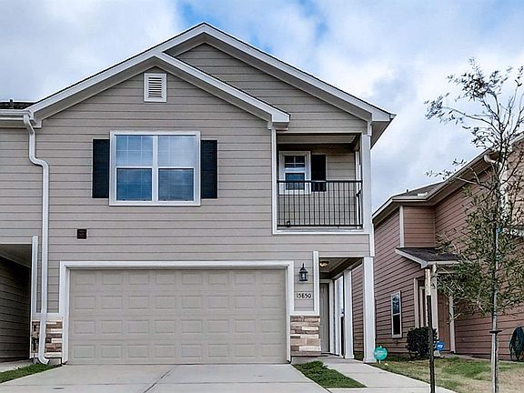 2nd image of 15850 Whiteglade Ln