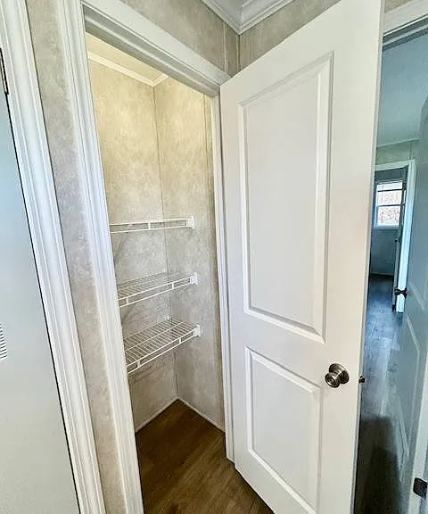 10 New Haven Ct #10 — Photo 17