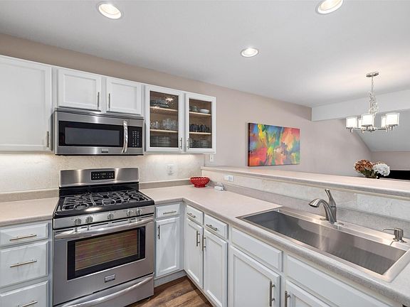 4th image of 277 Kestrel Lane UNIT 277