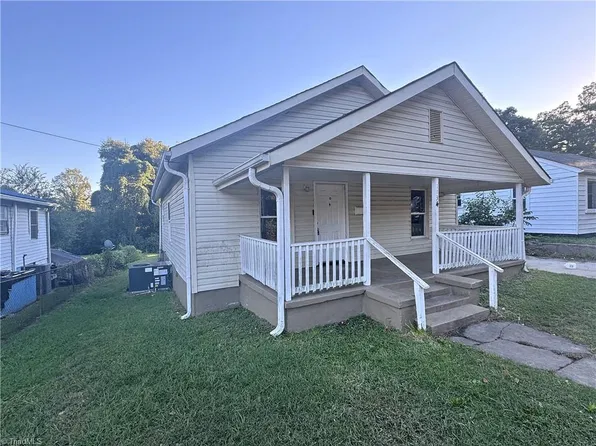 1134 E 24th St, Winston Salem, NC 27105