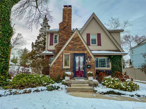 2303 Linwood Ave, Royal Oak, MI 48073