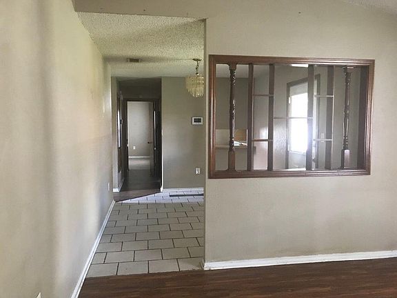 3rd image of 6113 NW Elm Ave