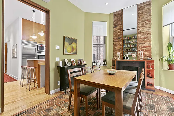 Sold by Compass | media 16