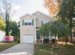 19 Hamilton St, Allentown, NJ 08501