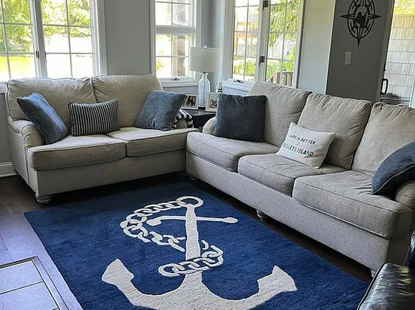 111 W Lakeshore Dr #4E, Kelleys Island, OH 43438