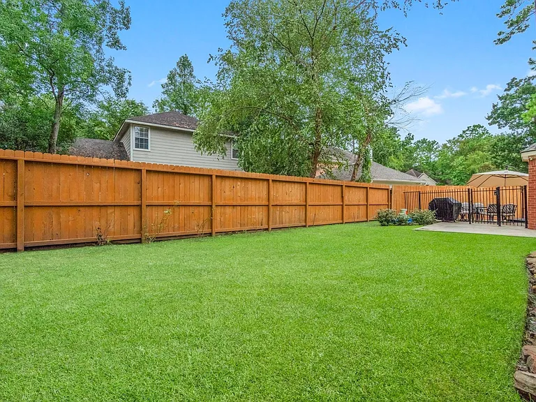 83 Terraglen Dr — Photo 40
