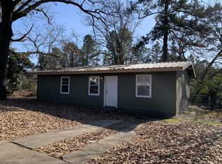212 Byrne St, Lone Star, TX 75668