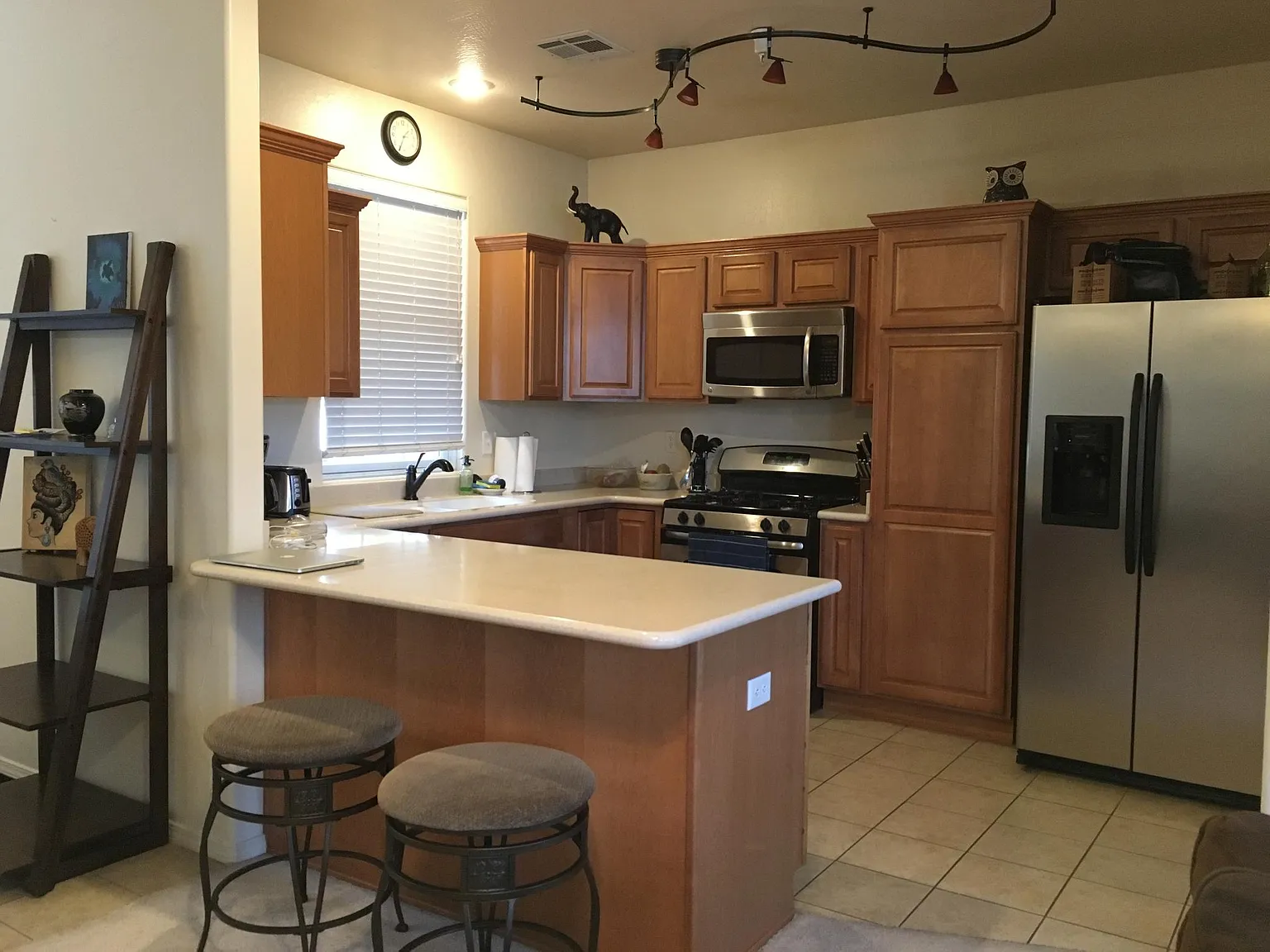 2383 W Silverton Dr — Photo 3