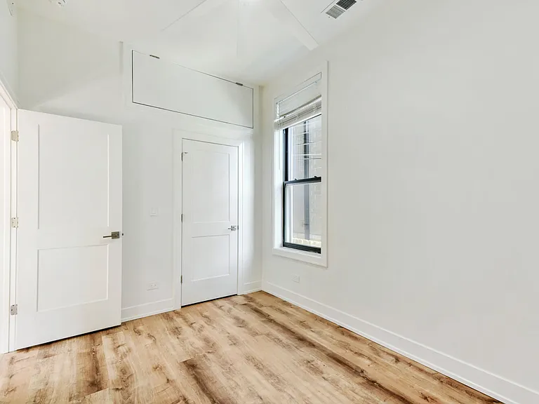 1502 N Hudson Ave #1R — Photo 9