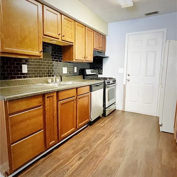 1220 Natchez Trce SW #D — Photo 6