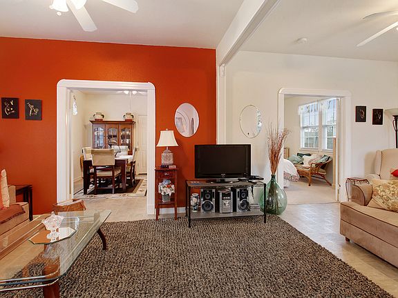 4th image of 3250 Castiglione St