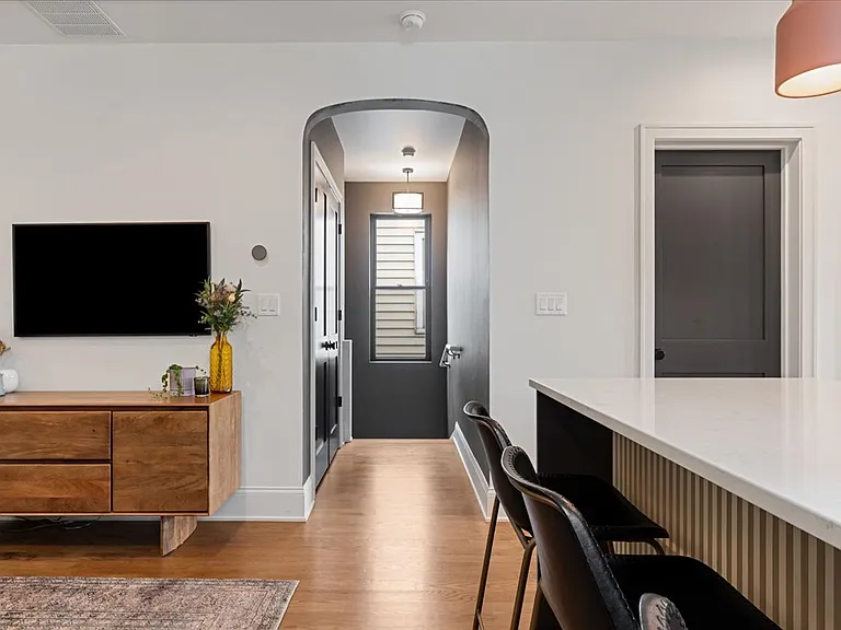 3247 N Central Park Ave #2 — Photo 14