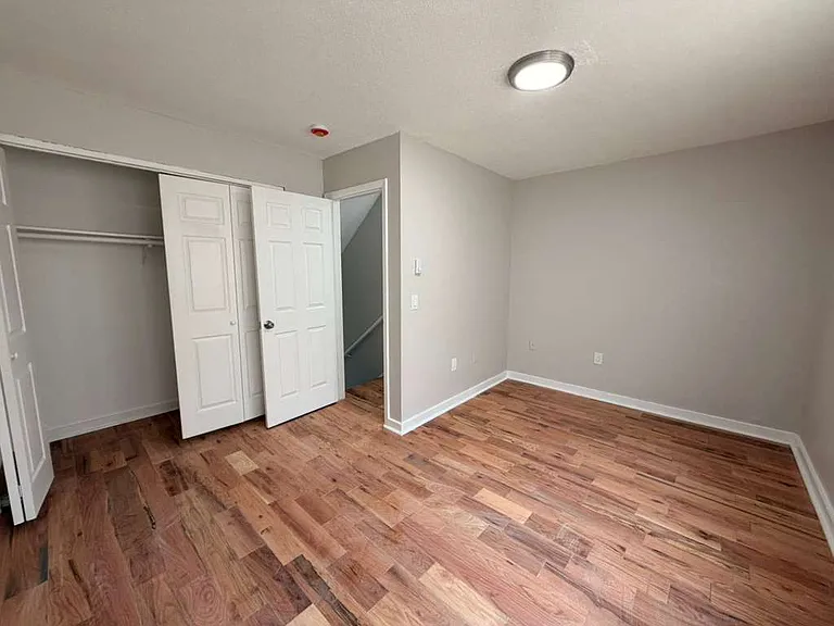 559 Sherman Pkwy #17 — Photo 5