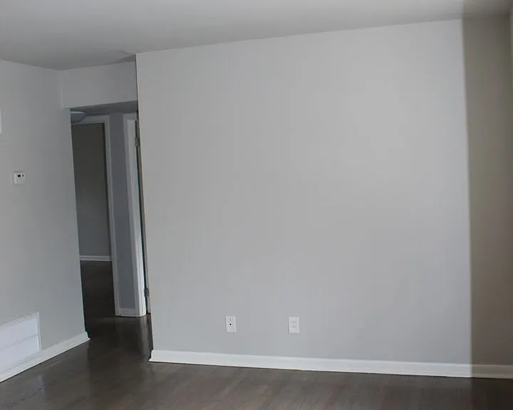 351 Hillcrest — Photo 35