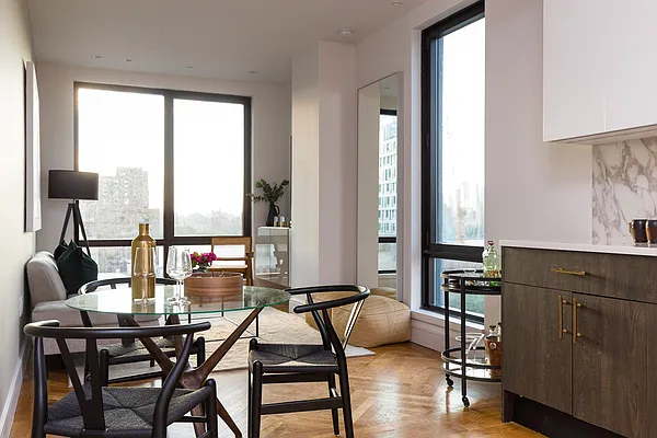 Rented by Nooklyn NYC LLC | media 30