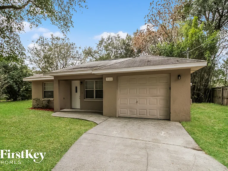 31111 Oakmont Ave — Photo 2