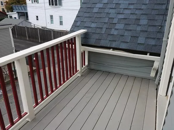 45 Western Ave #2, Gloucester, MA 01930
