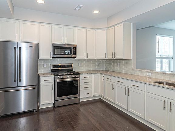 2nd image of 2525 W Towne St #57