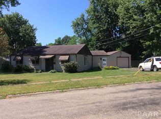 300 Grant Rd, Marquette Heights, IL 61554