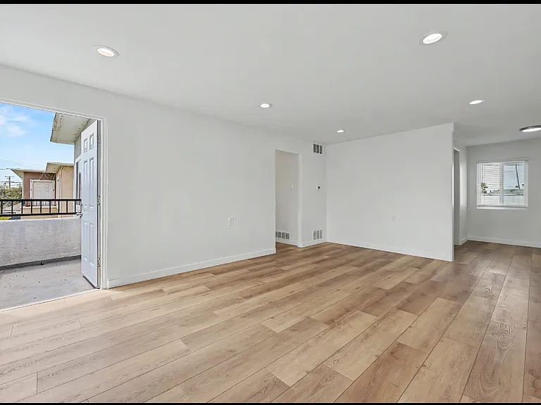 280 Ash Ave #1/2 — Photo 7