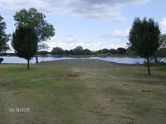 3rd image of 111 County Road 596