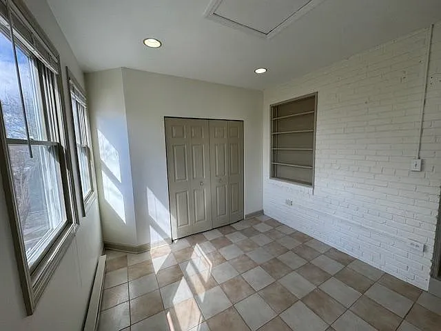2236 40th Pl NW #4 — Photo 7