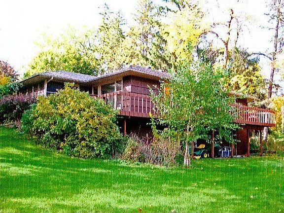 4th image of 7636 Mississippi Ln N
